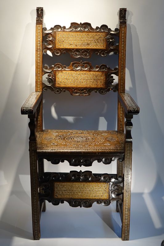 Mobilier Fauteuil Italie Certosina 1 La Credence Antiquaire A Paris
