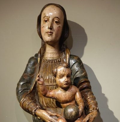 SCULPTURE GRANDE VIERGE ESPAGNE 16E 12 LA CREDENCE ANTIQUAIRE PARIS ANTIQUE STORE PARIS FRANCE